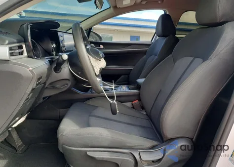 2022 Kia K5 Lxs z USA, uszkodzony, nr VIN 5XXG14J28NG150933